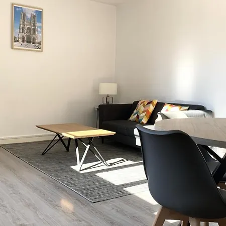 Apartament 4 Couchages Proche Centre Ville *
